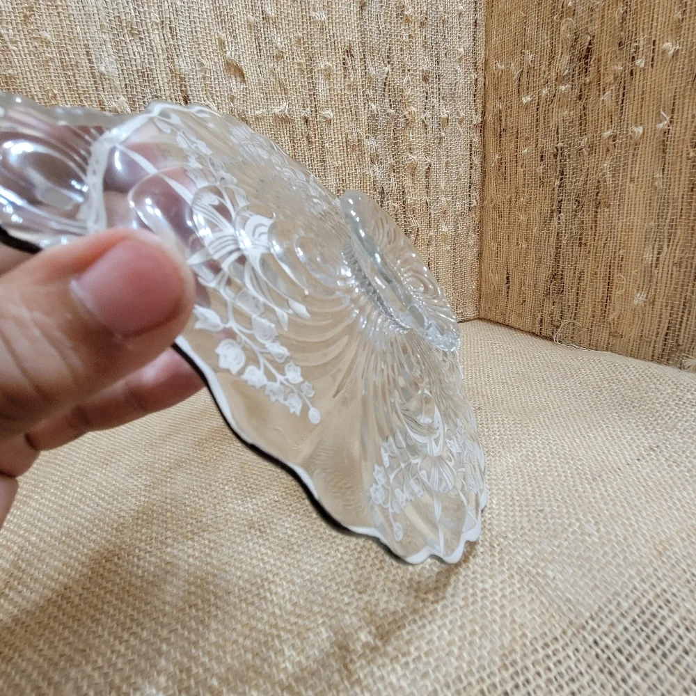 N/A vintage molded